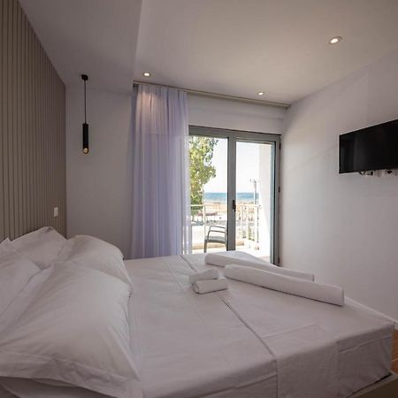 Hesperus Hotel Vlore Bagian luar foto