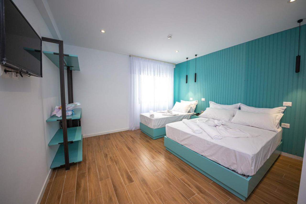 Hesperus Hotel Vlore Bagian luar foto